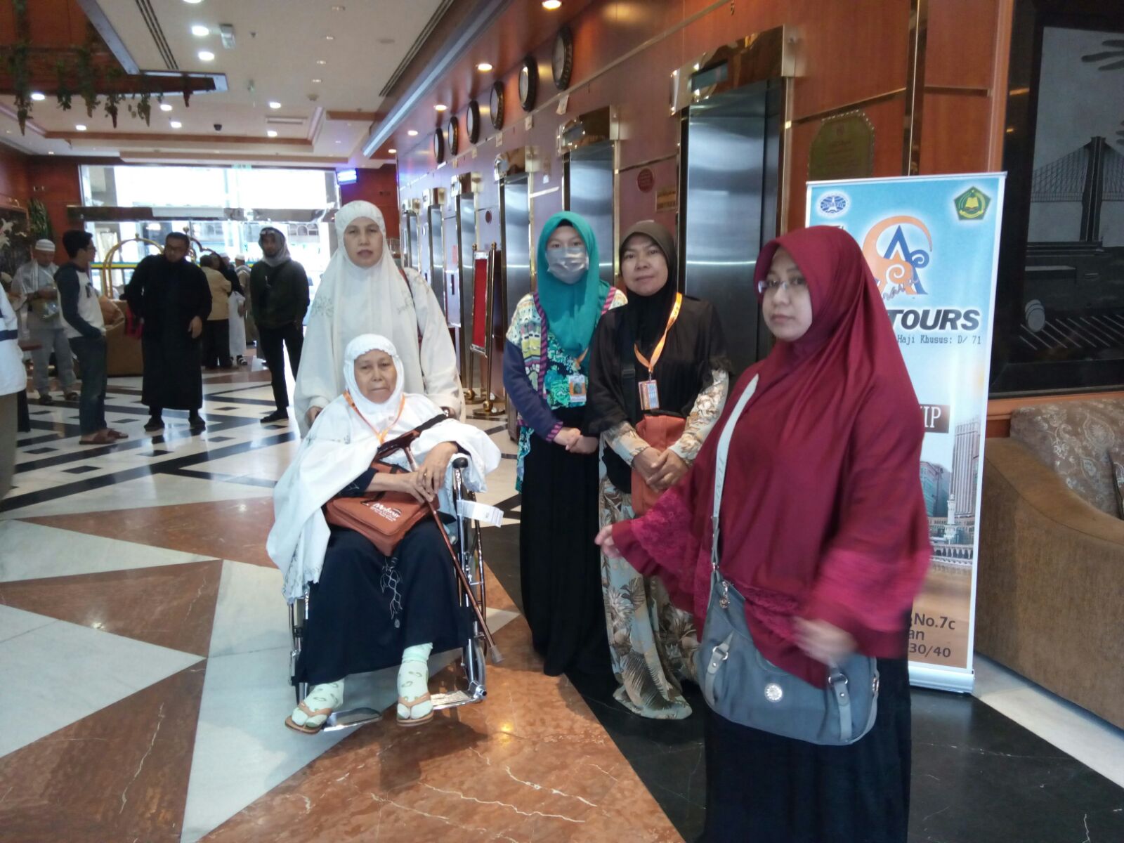 Travel Umroh Menara Suci Surabaya